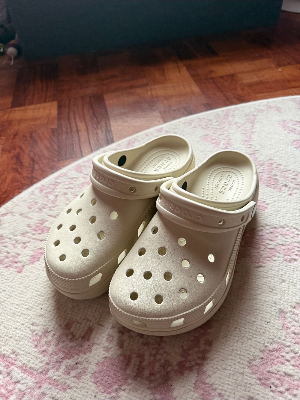 Beige platform crocs